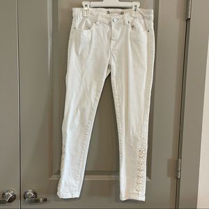 Chelsea and Violet Capri Pants